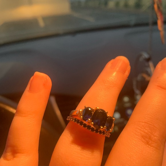 Unique Sapphire and Gold Wedding Set - Picture 3 of 4